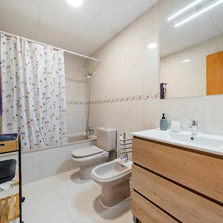 Montserrat Apartment