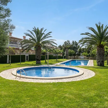 Apartment Montserrat *